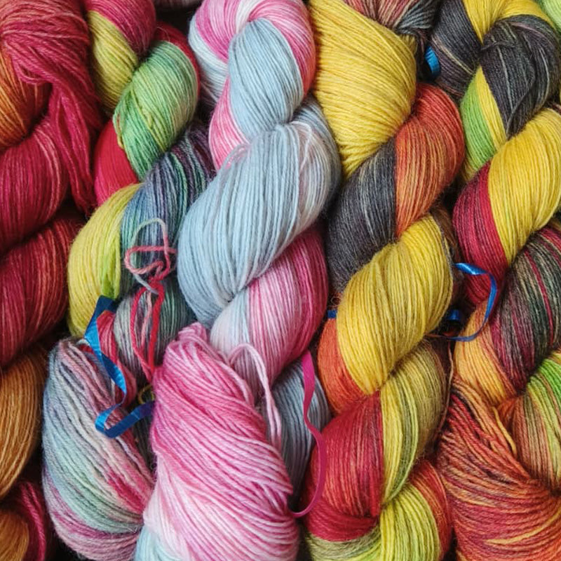 hand-dyed sock 4ply yarn