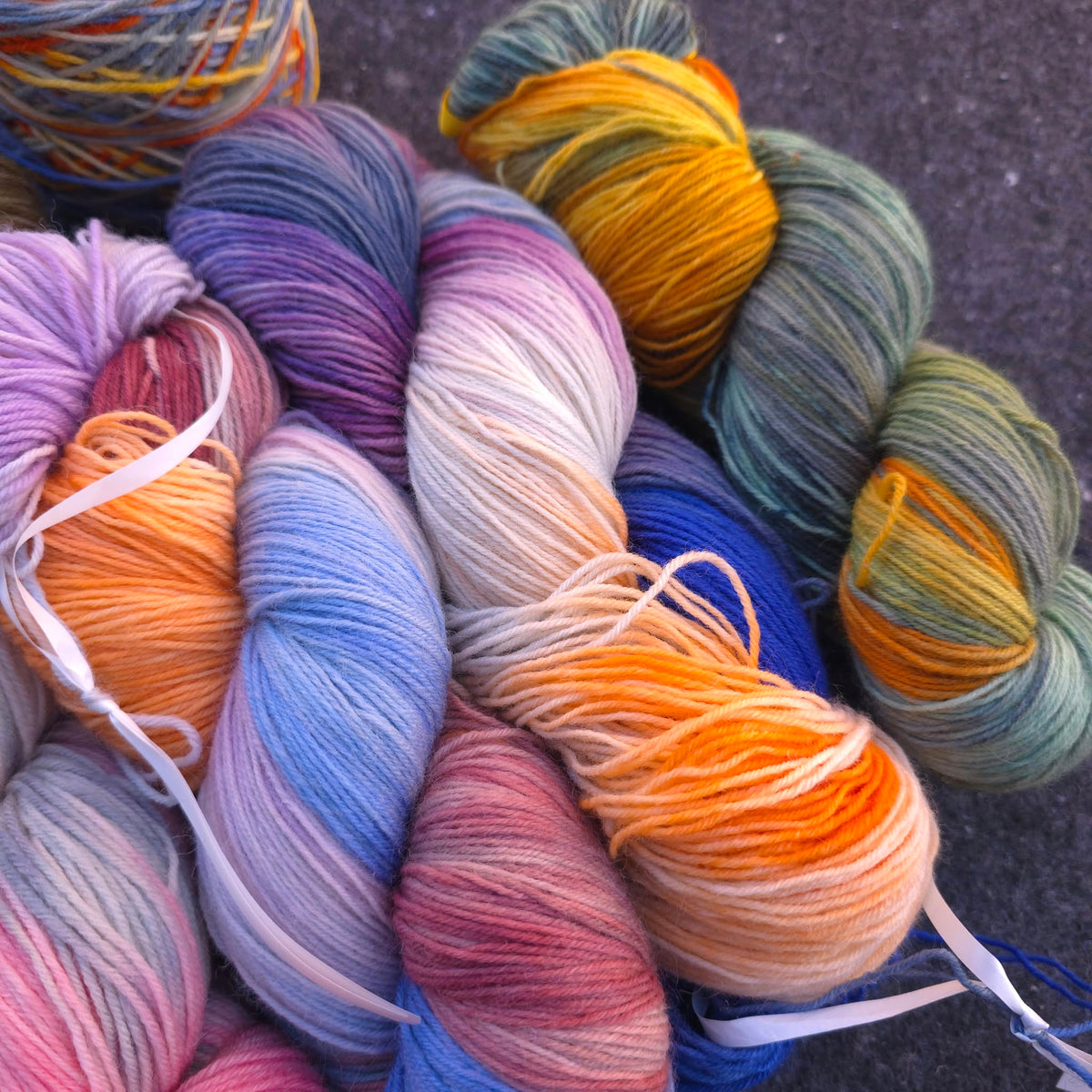 1kg set hand dyed 4-ply sock yarn A-02