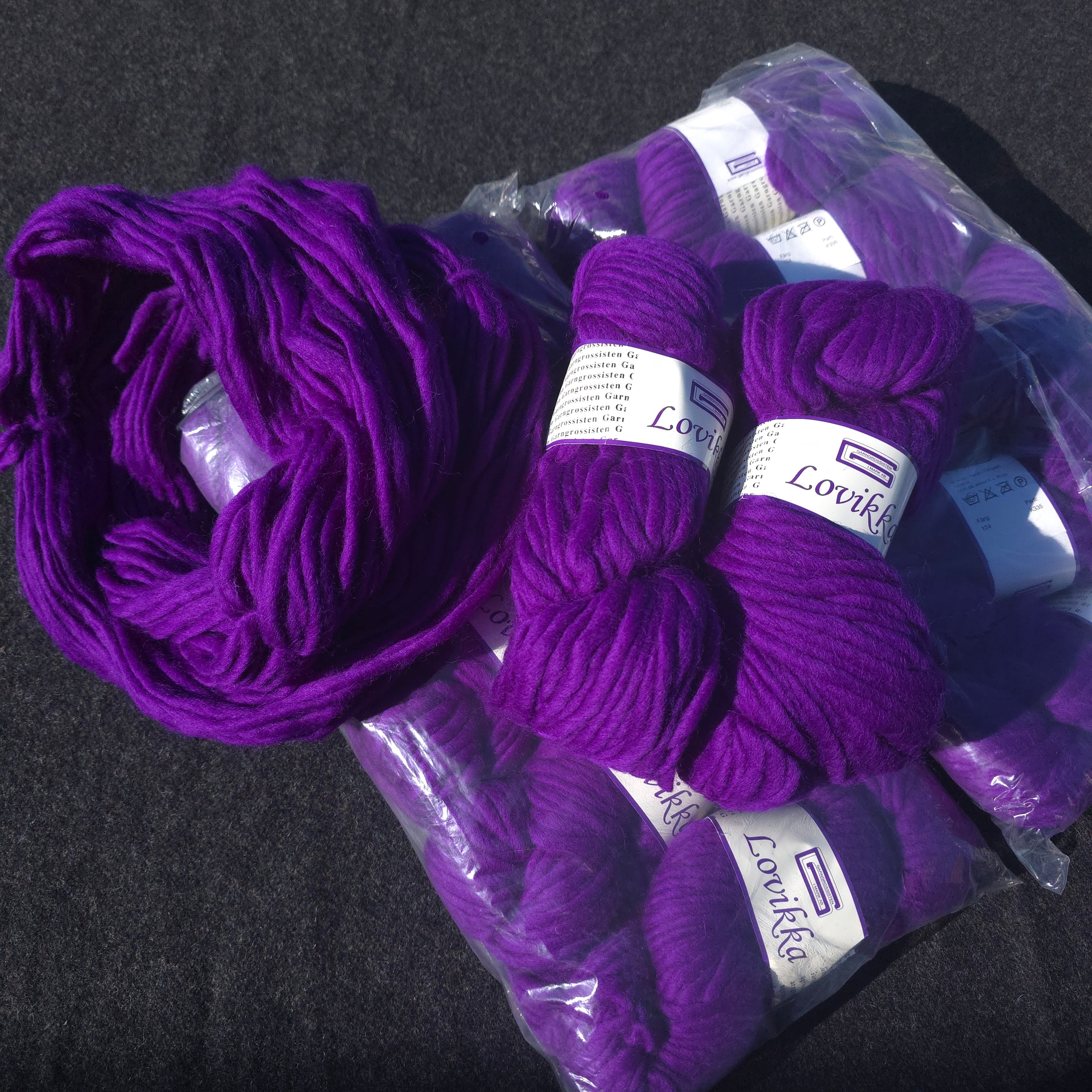 Super Bulky (Cat. 6) Roving &nbsp;Merino 100% yarn