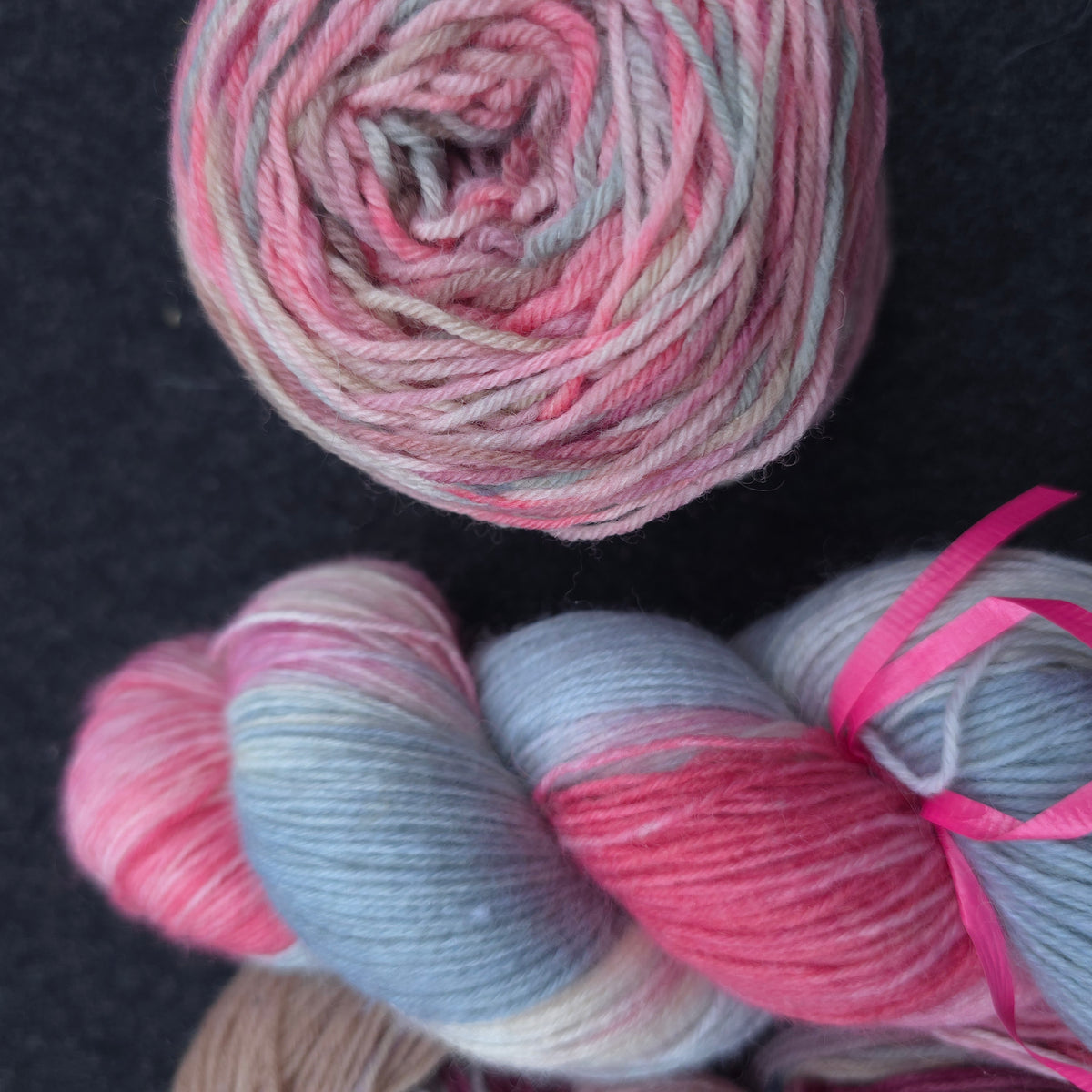 1kg set hand dyed 4-ply sock yarn A-03