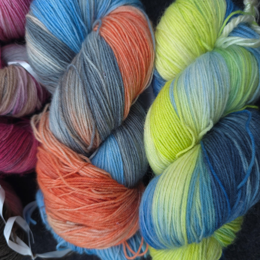 1kg set hand dyed 4-ply sock yarn A-03