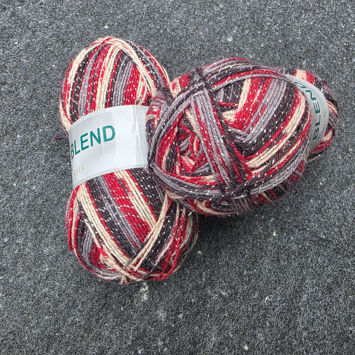 Christmas sock yarn with Lurex
