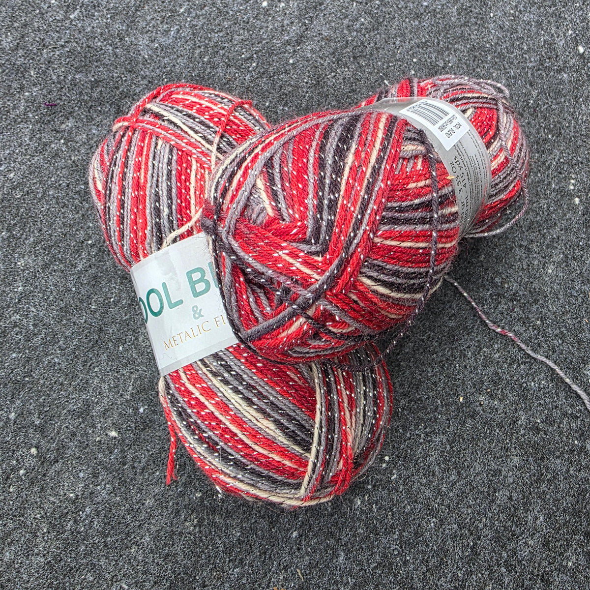 Christmas sock yarn with Lurex