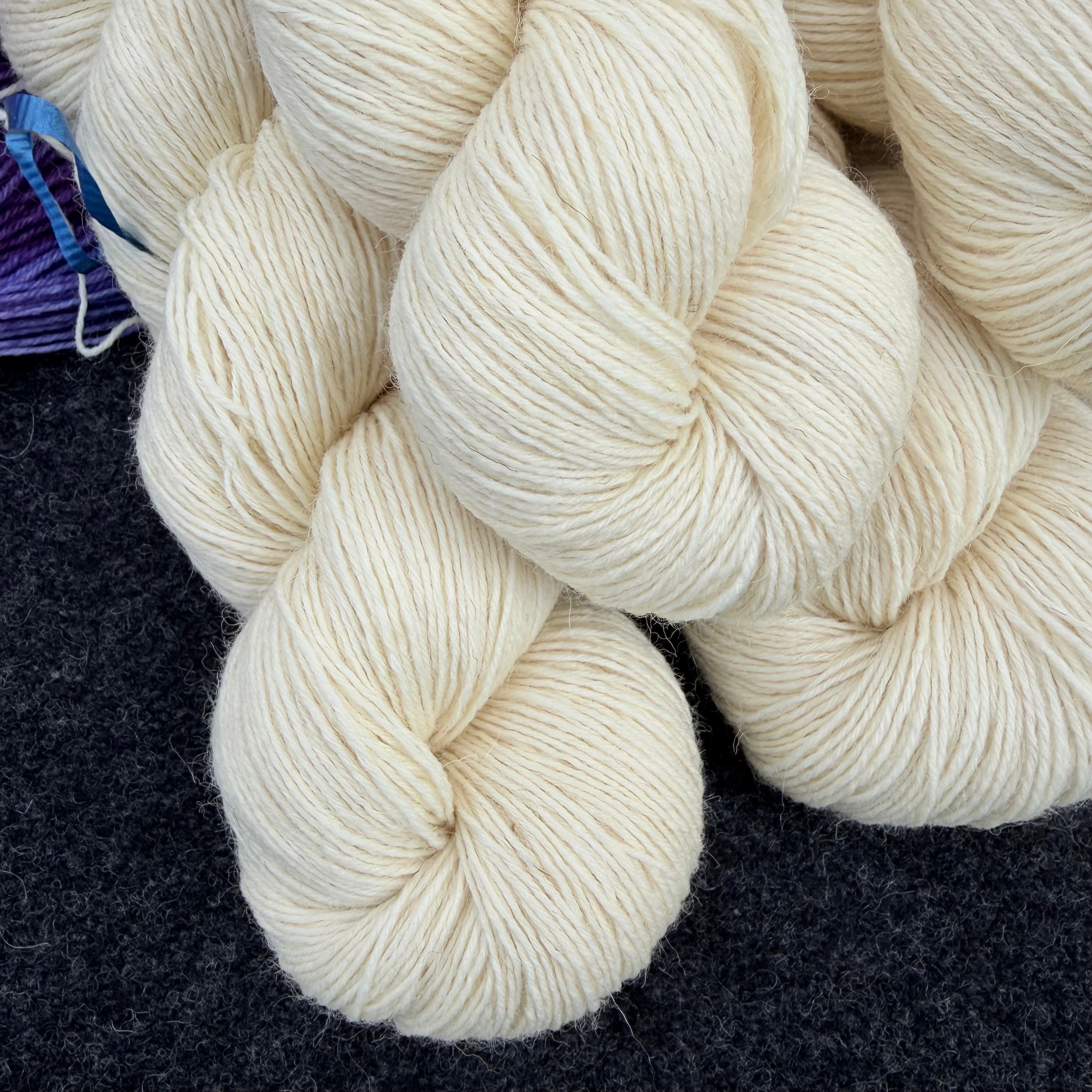undyed 4-ply sock yarn