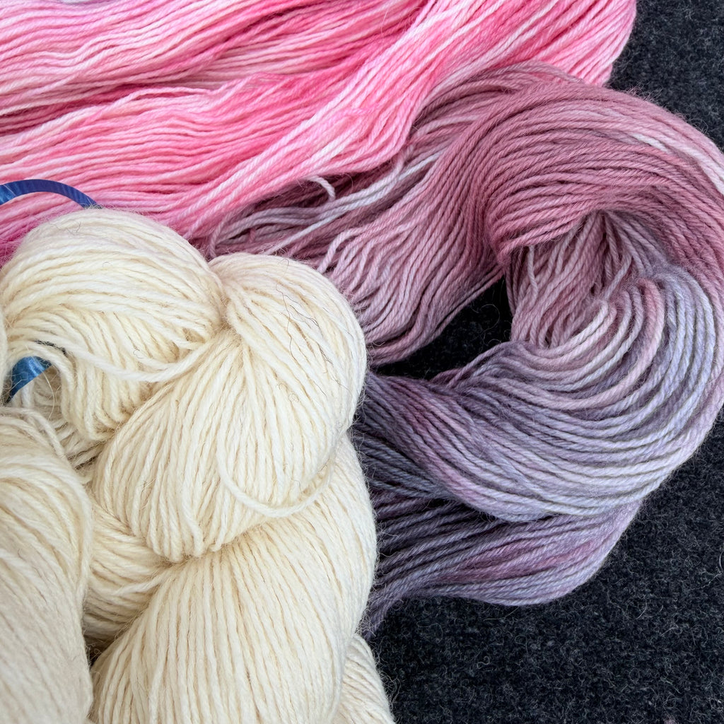undyed 4-ply sock yarn