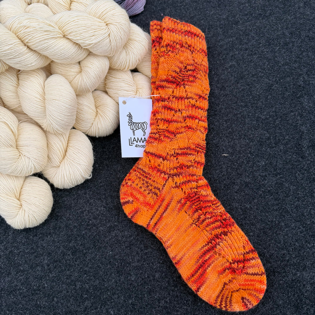 undyed 4-ply sock yarn